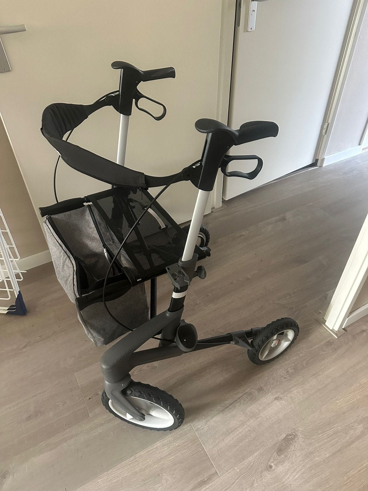 Rollator Topro Olympos off road met rugsteun en stokhouder, Diversen, Ophalen, Opvouwbaar, Gebruikt