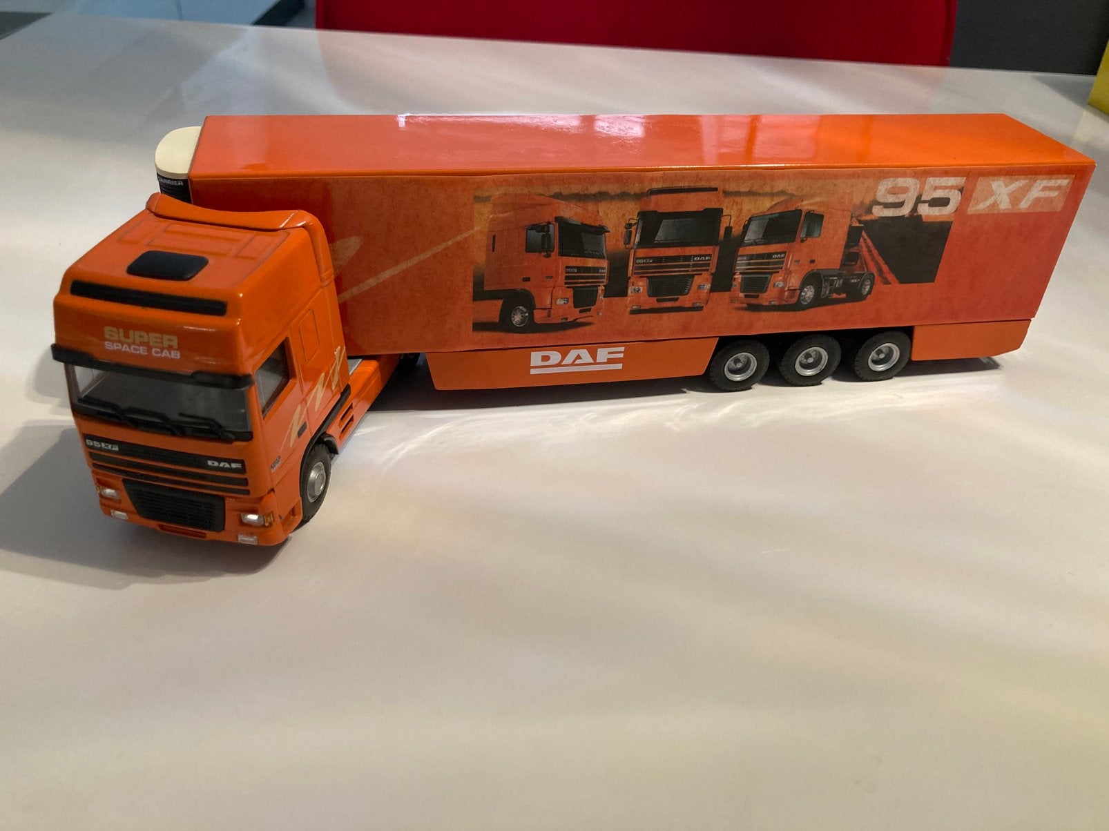 Daf 95 xf, Ophalen of Verzenden, Nieuw, Bus of Vrachtwagen, Herpa