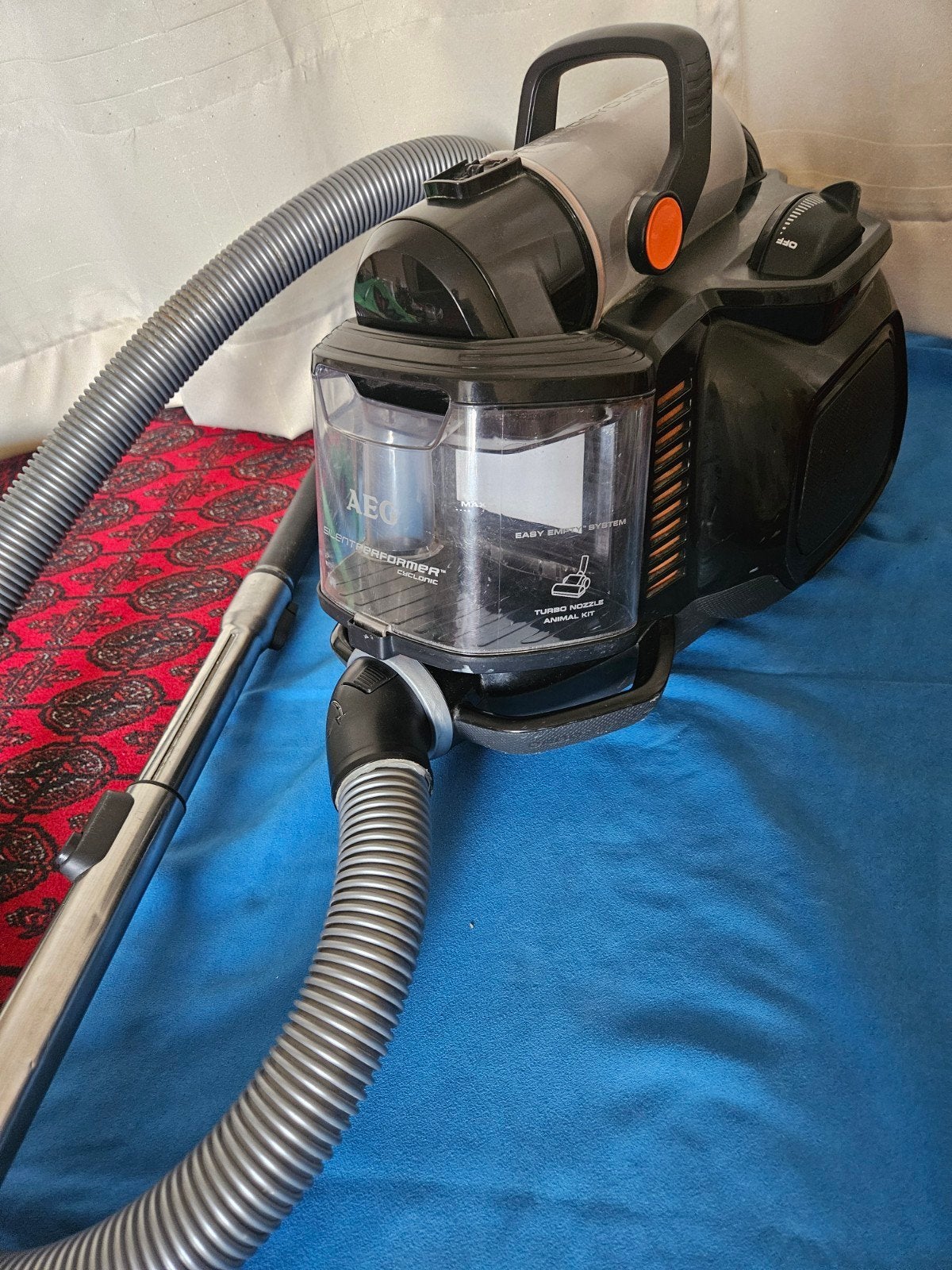 AEG SilentPerformer Cyclonic Stofzuiger - Zonder zak, Ophalen, Gebruikt, Sledestofzuiger, Minder dan 1200 watt
