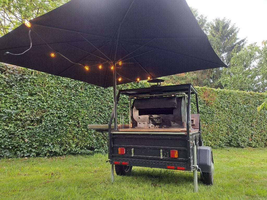 Mobiele pizzaoven op aanhangwagen., Ophalen, Gebruikt