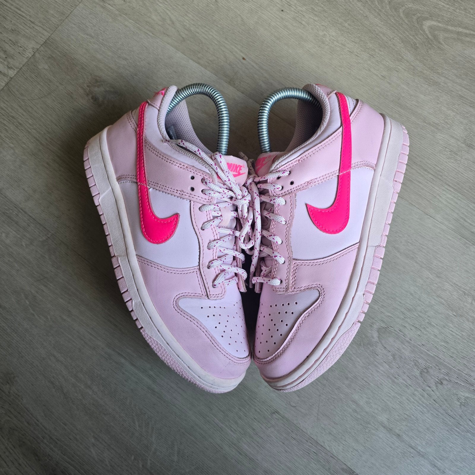 Nike Dunk Low Roze/Wit – Maat 37,5, Nike, Ophalen of Verzenden, Roze, Sneakers of Gympen
