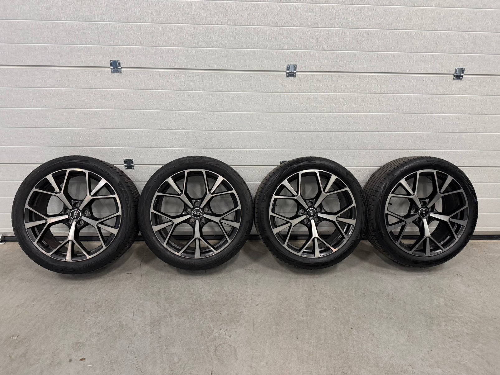 Gloednieuwe Org. 20" Audi Q3 RSQ3 velgen + 255/40/20 Conti, 255 mm, Nieuw, Ophalen of Verzenden, Band(en)