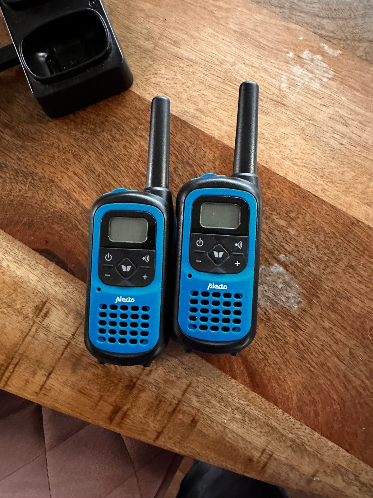 Walke talkies, Ophalen of Verzenden, Zo goed als nieuw, Minder dan 2 km