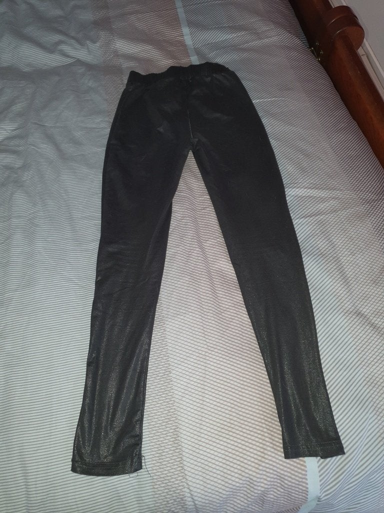 Zwarte glimmende legging voor meisjes maat 134, Ophalen of Verzenden, Zo goed als nieuw, Meisje, Broek