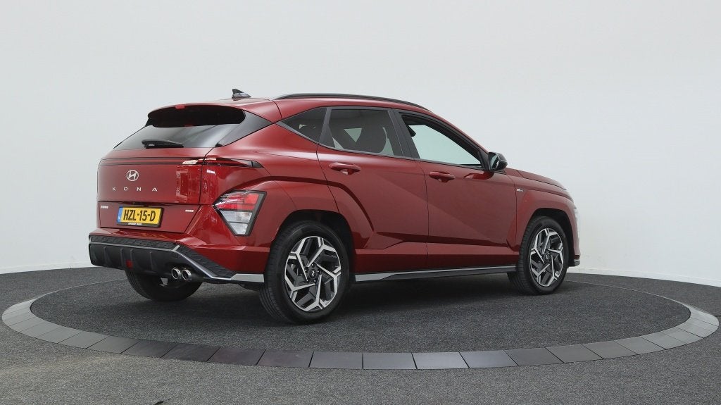 Hyundai KONA 1.6 GDI HEV N Line | Stoelverwarming | Navigati, Auto's, 12 maanden, Stof, Gebruikt, Zwart