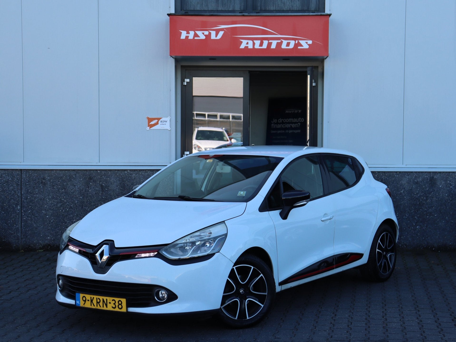 Renault Clio 0.9 TCe Expression navi LM 4-deurs org NL, Auto's, Voorwielaandrijving, 540 kg, Origineel Nederlands, Handgeschakeld