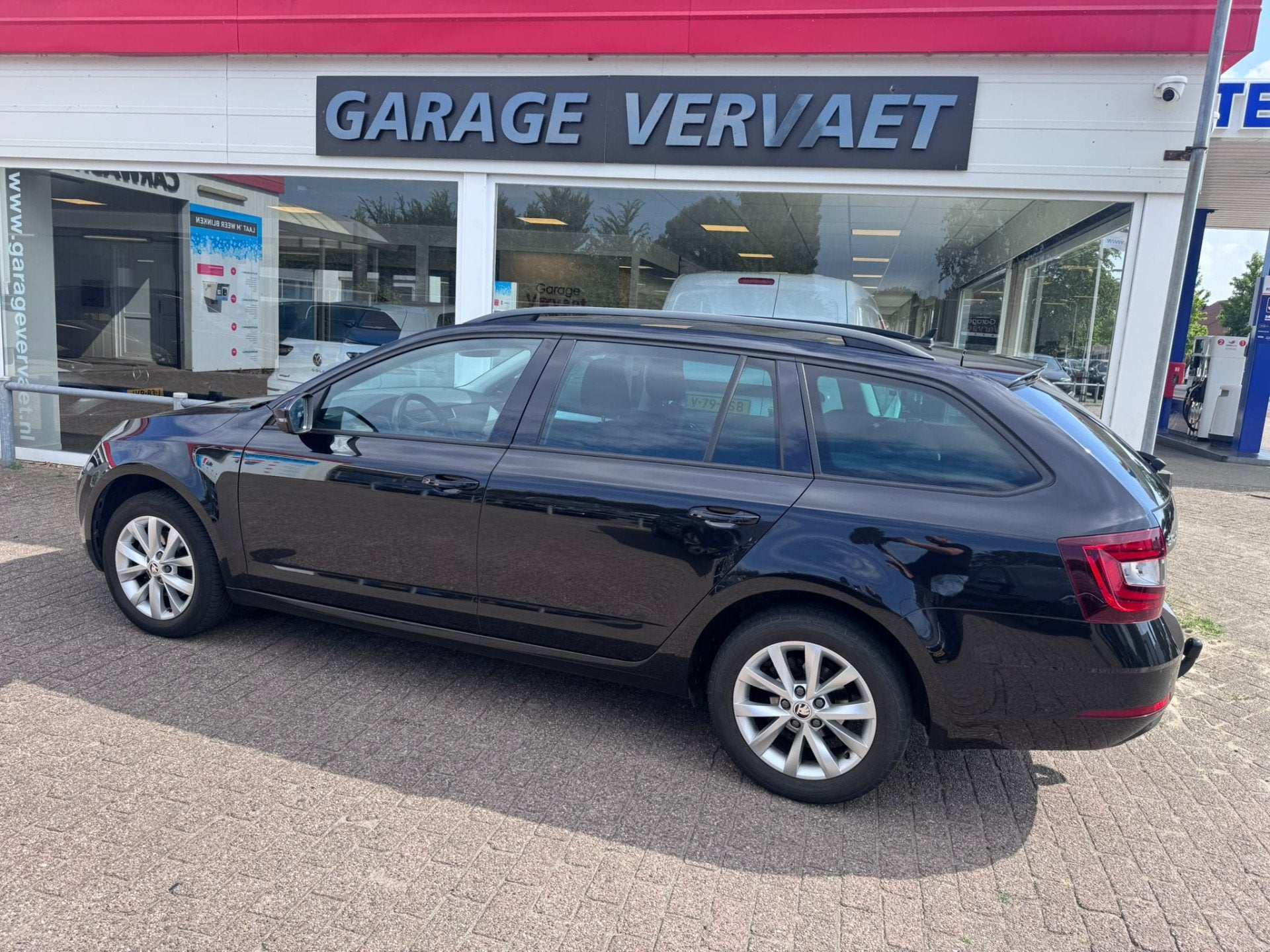 Skoda Octavia 1.5 TSI Greentech Ambition (bj 2020), Voorwielaandrijving, Stof, 150 pk, Zwart