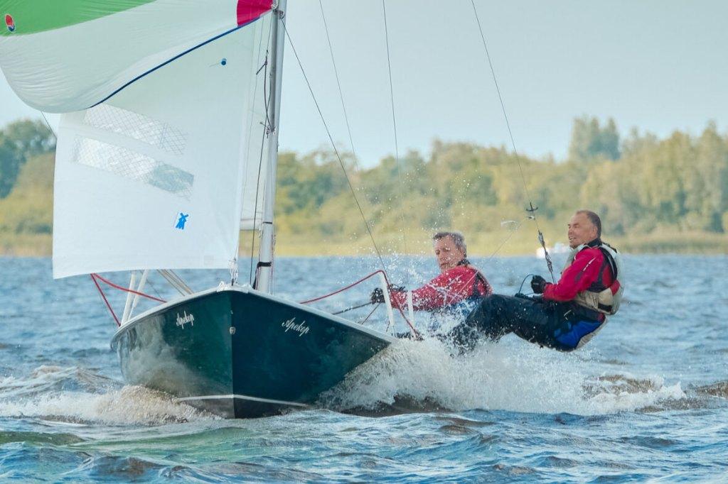 spinakerboom, Watersport en Boten, Zeilen en Zeiltoebehoren, Ophalen, Gebruikt, Genua of Fok, 15 tot 30 m²