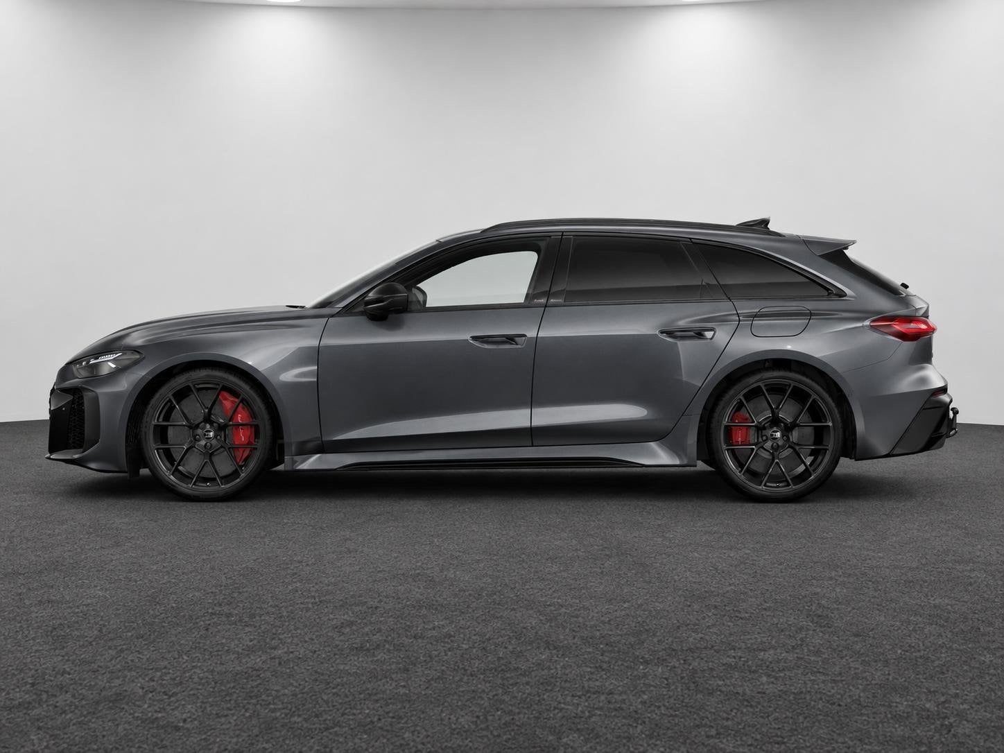Audi RS5 Avant e-hybrid quattro 640 Pk | Keramische Remmen |, Auto's, Automaat, Dealer onderhouden, Gebruikt, 638 pk
