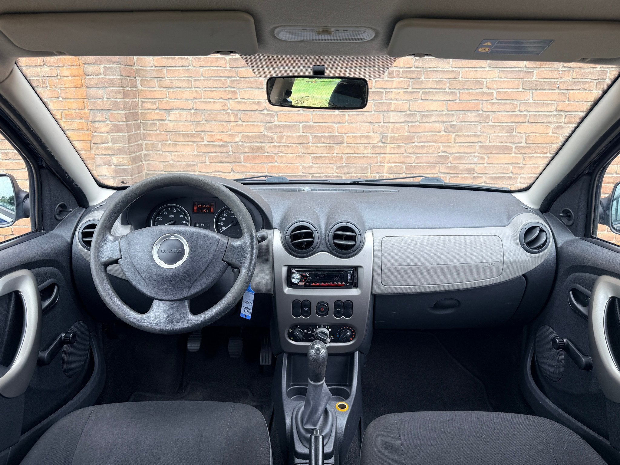 Dacia Sandero 1.2 Ambiance·Airco·Rijklaar·NAP·Kleine beu, Auto's, Voorwielaandrijving, 31 €/maand, Blauw, Origineel Nederlands