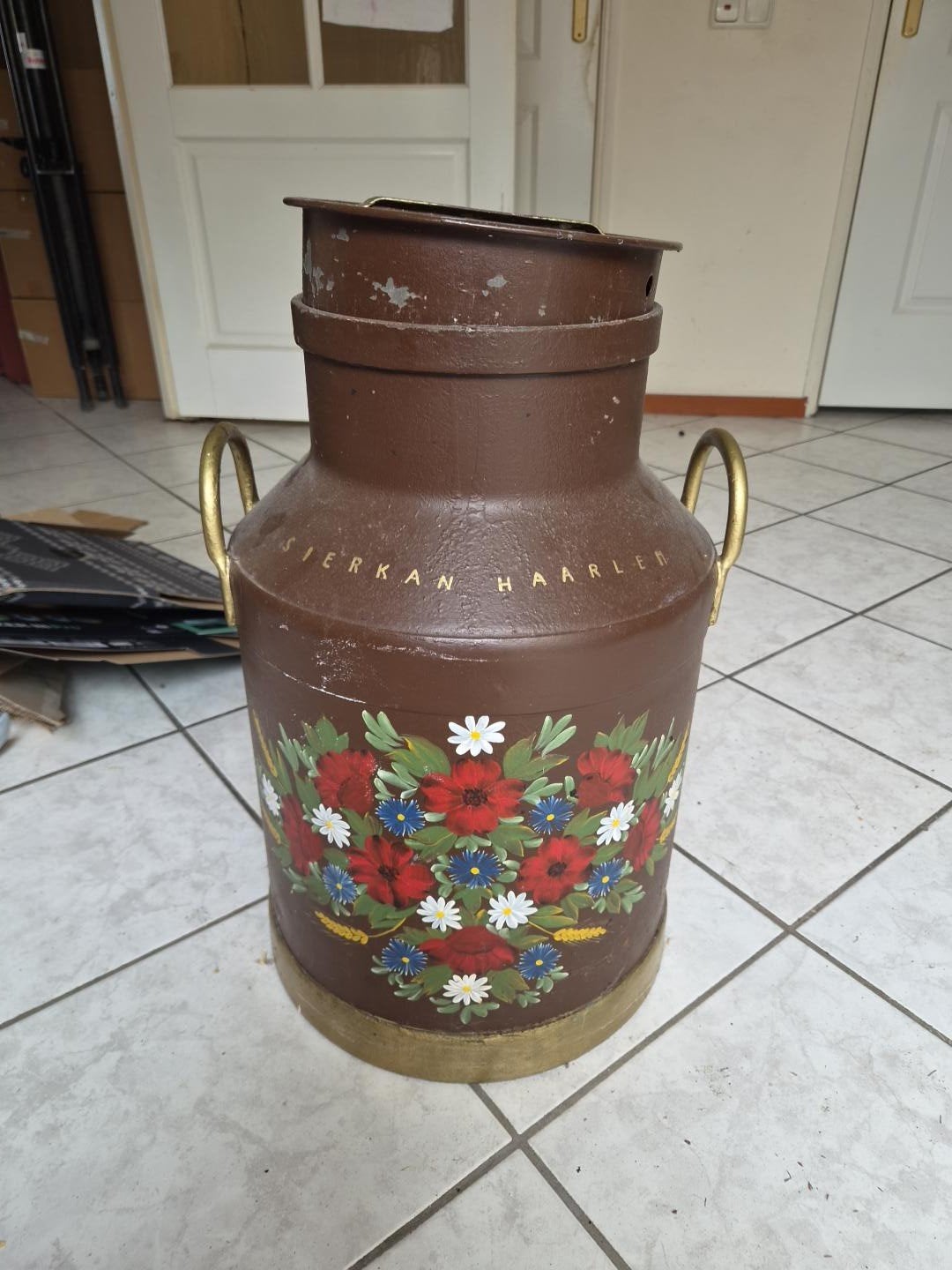Decoratieve melkbus met bloemmotief - Sierkan Haarlem, Ophalen