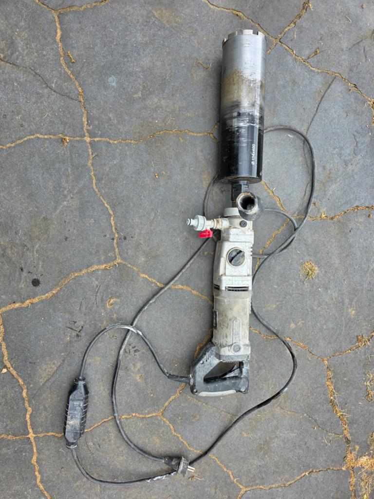 Te HUUR beton diamantboor machine / diamantboormachine, Ophalen, 600 watt of meer, Overige typen, Variabele snelheid