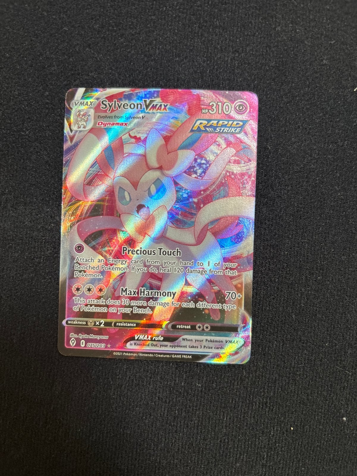 Sylveon VMAX Pokémon kaart (Rapid Strike), Ophalen of Verzenden, Zo goed als nieuw, Losse kaart, Foil
