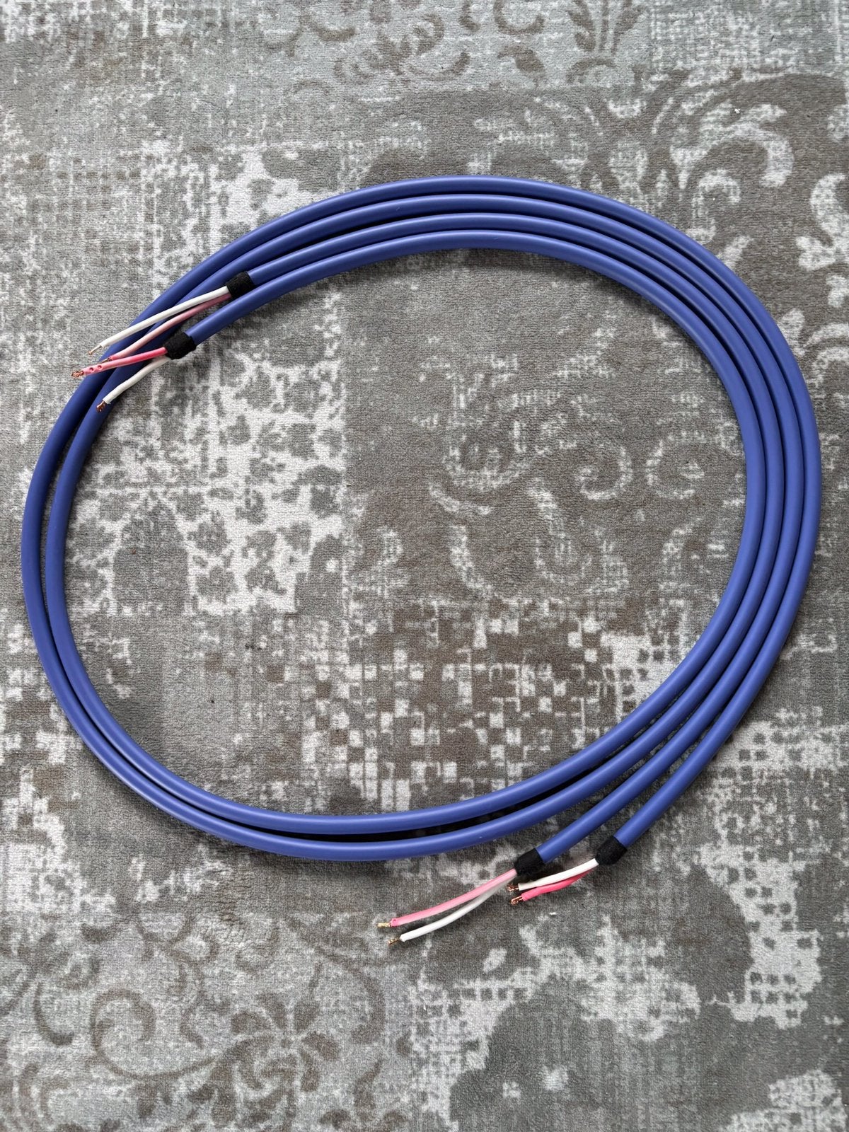 Furutech FS Alpha 36 Luidsprekerkabel - Hoogwaardige Audio, Ophalen of Verzenden, Zo goed als nieuw, Luidsprekerkabel