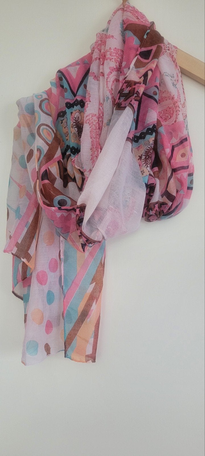 Kleurrijke Sjaal met Paisley en Geometrische Prints, Maat 46/48 (XL) of groter, Nieuw, Ophalen of Verzenden, Onbekend
