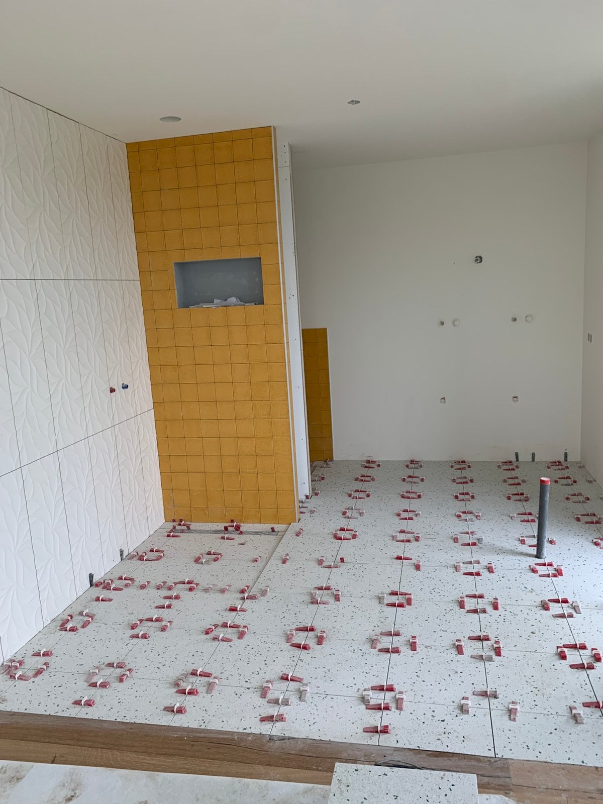 Tegelzetter gezocht \aangeboden, Nieuw, 10 m² of meer, Overige materialen, 60 cm of meer