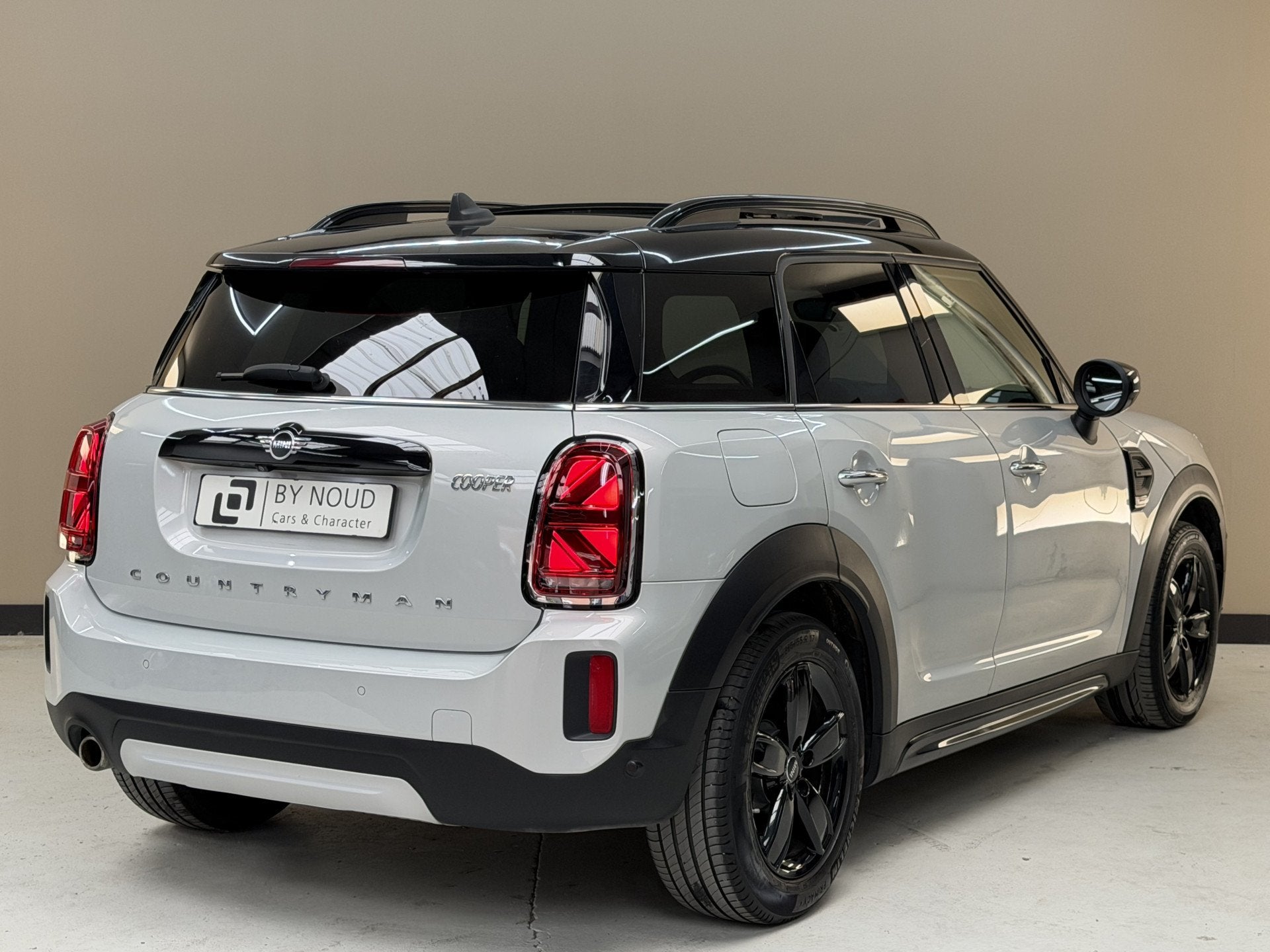 MINI Countryman 1.5 Cooper Classic, 136Pk, 2021, 1ste eigena, Voorwielaandrijving, Gebruikt, Countryman, Handgeschakeld