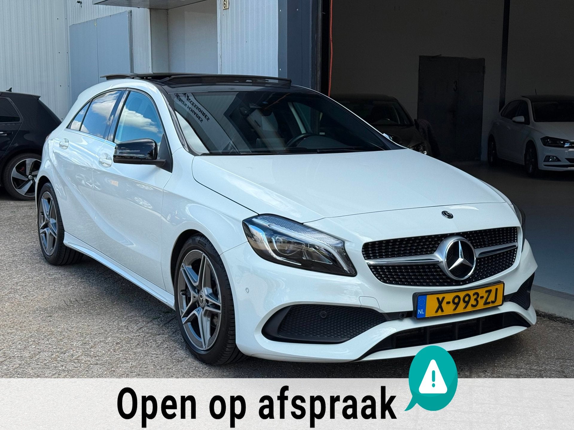 Mercedes-Benz A-klasse 200 Edition Automaat Pano|H&K|LED!, Gebruikt, Wit, Bedrijf, 19 km/l