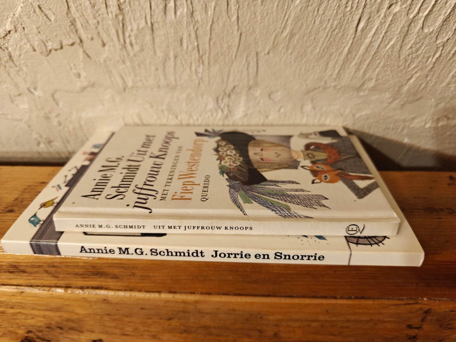 2 Nostalgische boeken van Annie M.G Schmidt., Ophalen of Verzenden, Gelezen