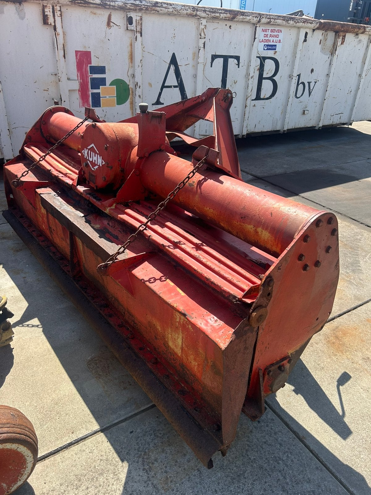 Kuhn Frees 210, Ophalen, Grondbewerking