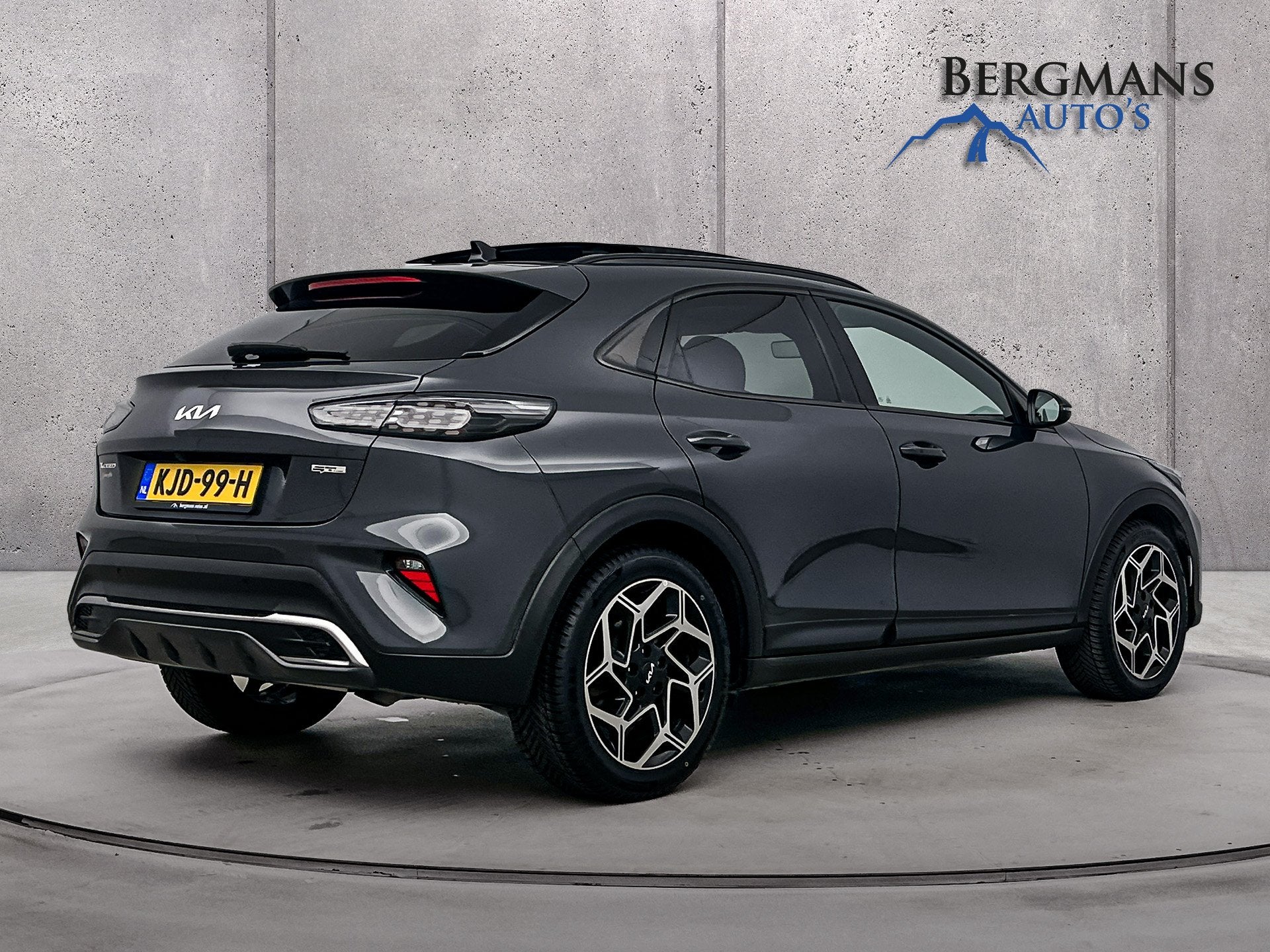 Kia Xceed - 1.5 T-GDi GT-Line // STOELVENTILATIE // SCHUIF-, Auto's, 1300 kg, Gebruikt, 4 cilinders, 610 kg