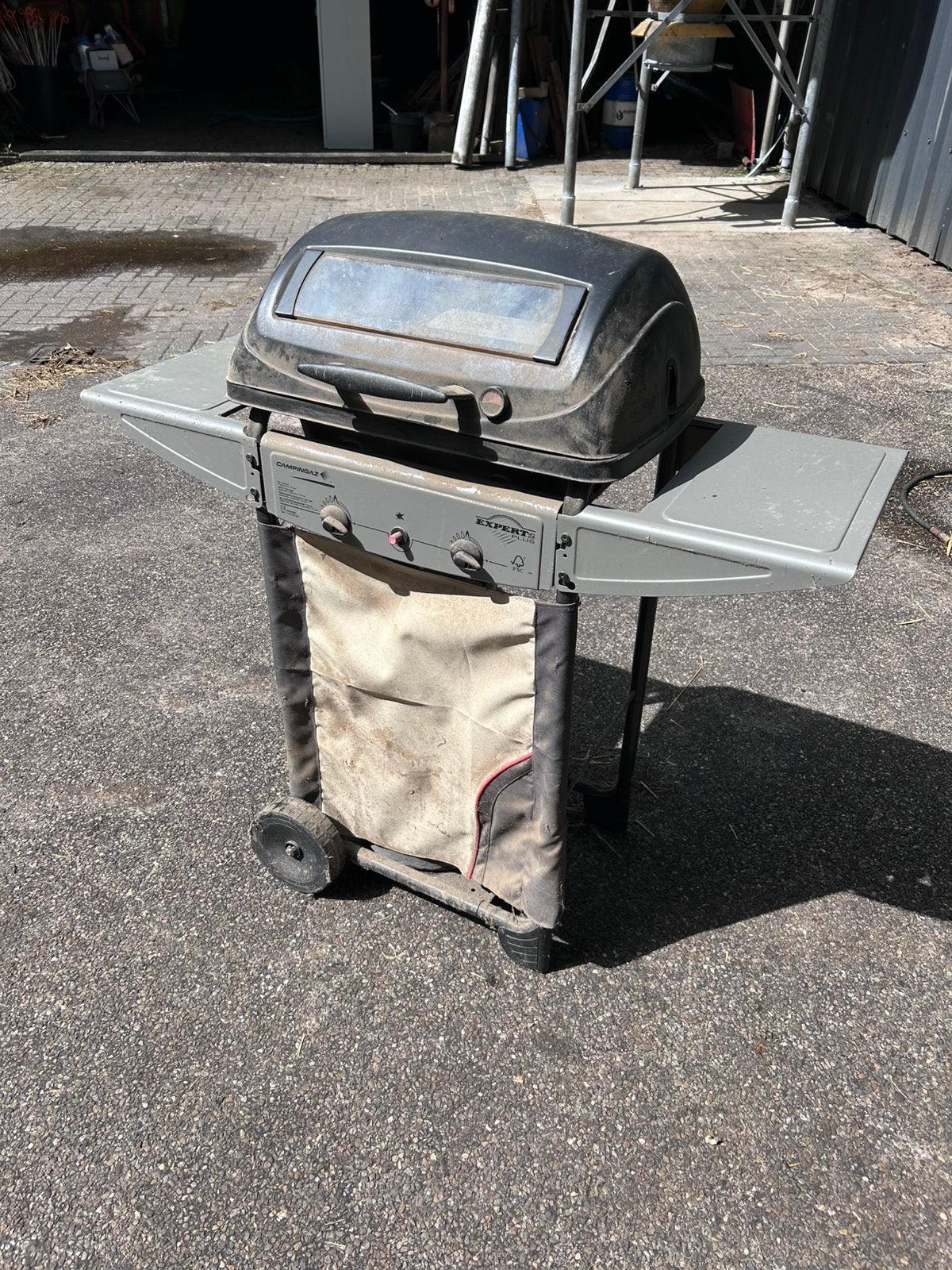 Bbq met gasfles, Ophalen, Gebruikt