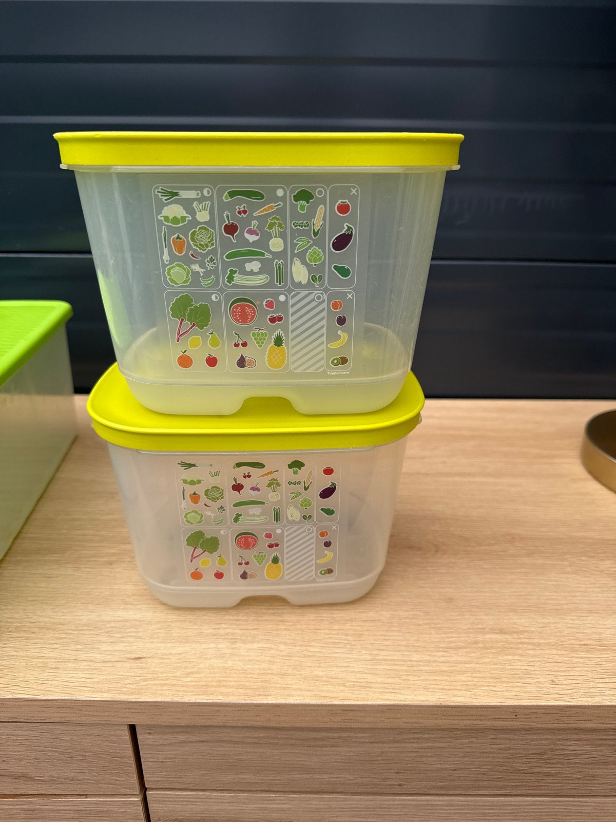Tupperware Bewaardozen voor groenten en fruit, Gebruikt, Bewaardoos, Ophalen of Verzenden, Met deksel