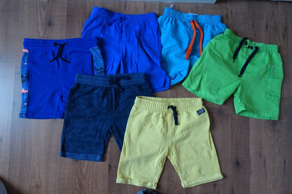 pakket korte broeken maat 122/128, Ophalen, Gebruikt, Jongen, Broek