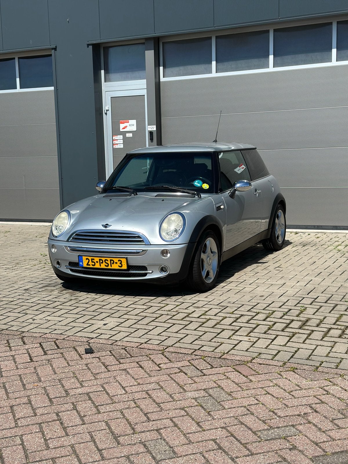Mini 1.6 16V ONE 2006 Airco Apk 06-2027, Auto's, Voorwielaandrijving, 15 km/l, 4 cilinders, 4 stoelen