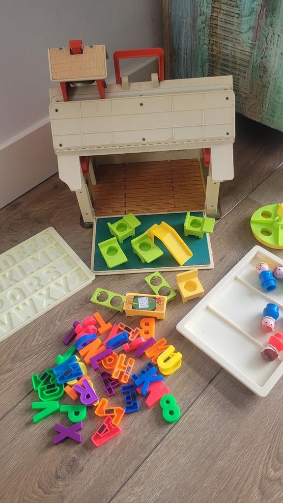 Fisher Price Schooltje, Kinderen en Baby's, Speelgoed | Fisher-Price, Ophalen of Verzenden, Gebruikt, Speelset