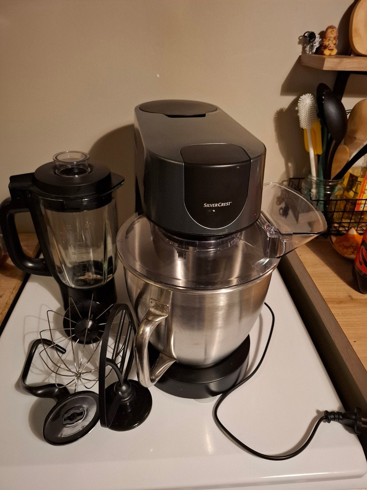 SilverCrest Keukenmachine met blender en diverse deeghaken, 2 tot 3 liter, Ophalen, Zo goed als nieuw, 3 snelheden of meer
