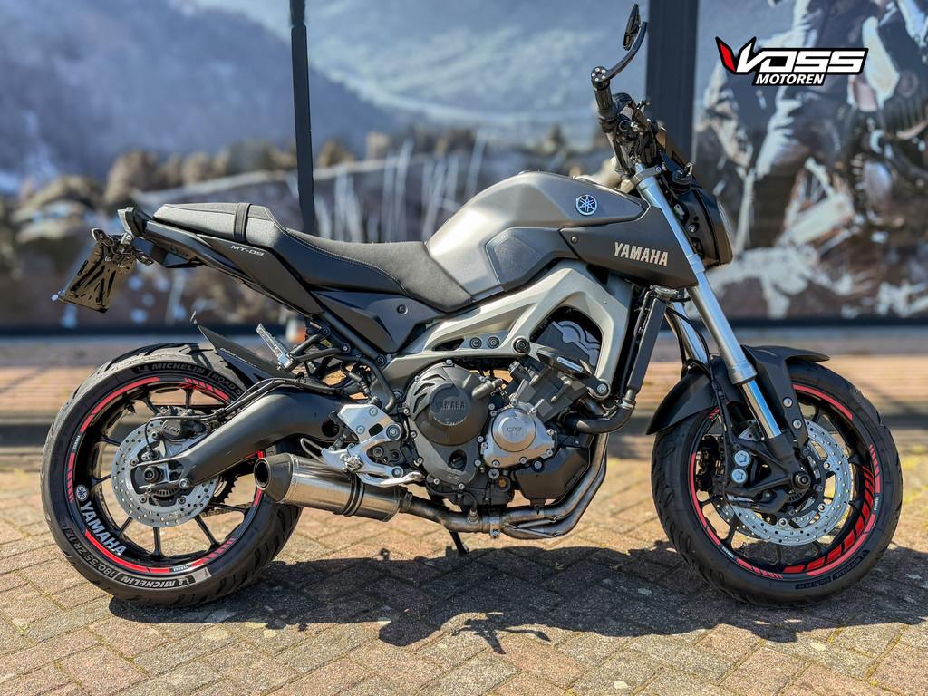 Yamaha MT-09 (bj 2014), Klantenservice@yamaha-motor.nl, Meer dan 35 kW, Koolhovenlaan 101
1119 NC  Schiphol-Rijk, NL, Naked bike