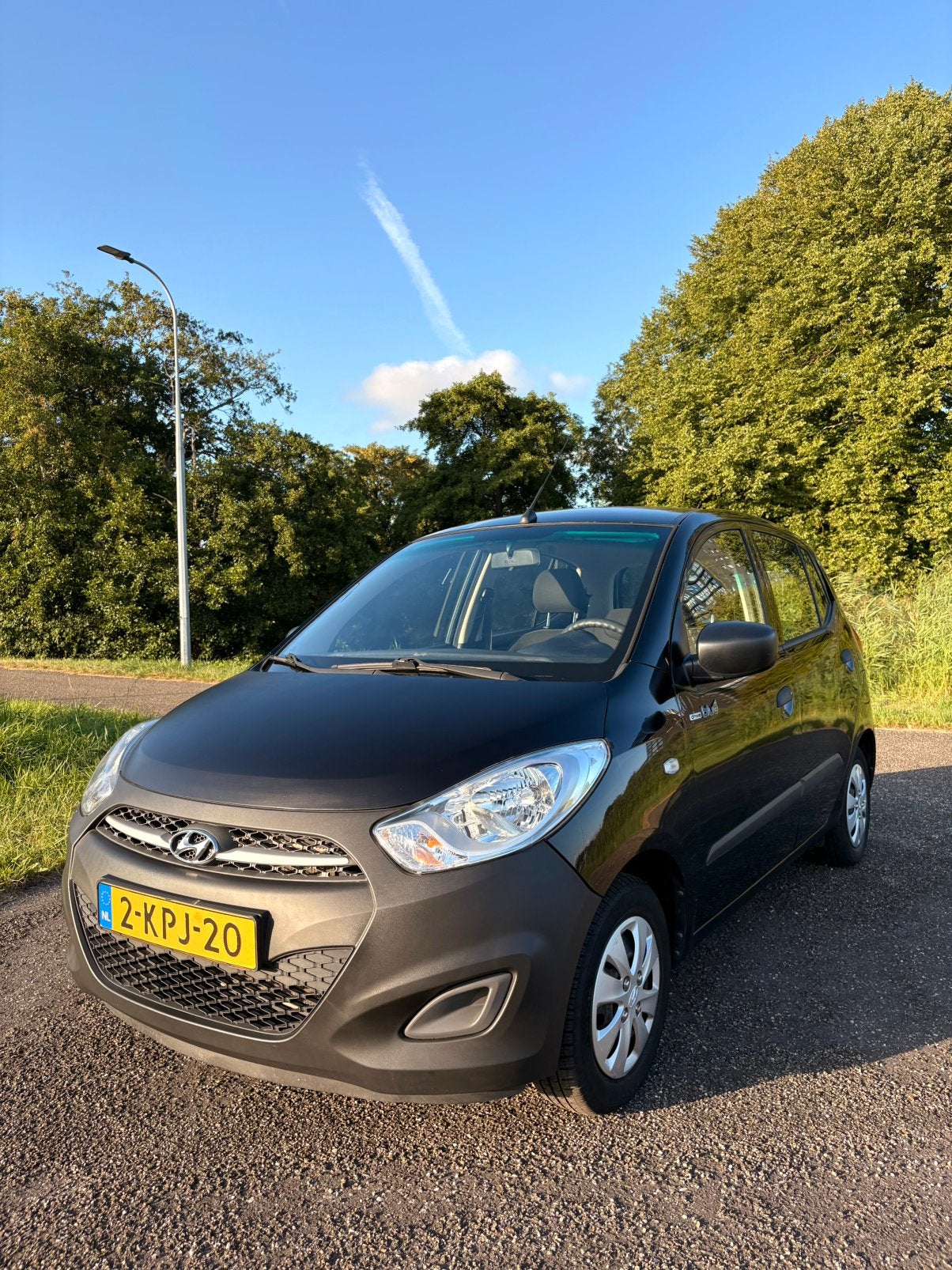 Hyundai i10 1.0 2013 zwart, Voorwielaandrijving, 31 €/maand, 400 kg, Zwart