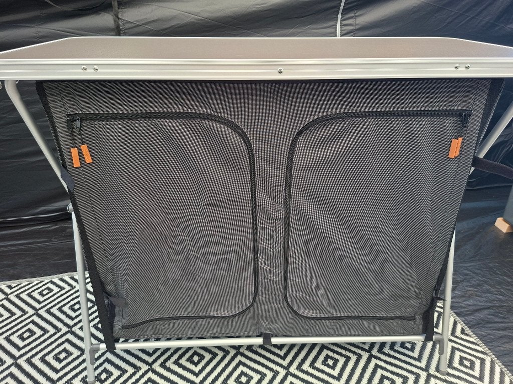 Handige campingkast met tafelblad, Caravans en Kamperen, Kampeermeubelen, Ophalen, Zo goed als nieuw, Campingkast