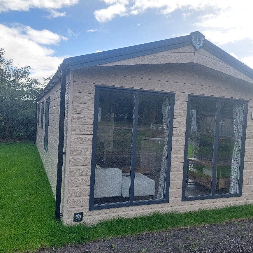 Betaalbaar vakantiehuis te koop met kavel in Groningen, 2 slaapkamers, Chalet, Bungalow of Caravan, Wasmachine, Landelijk