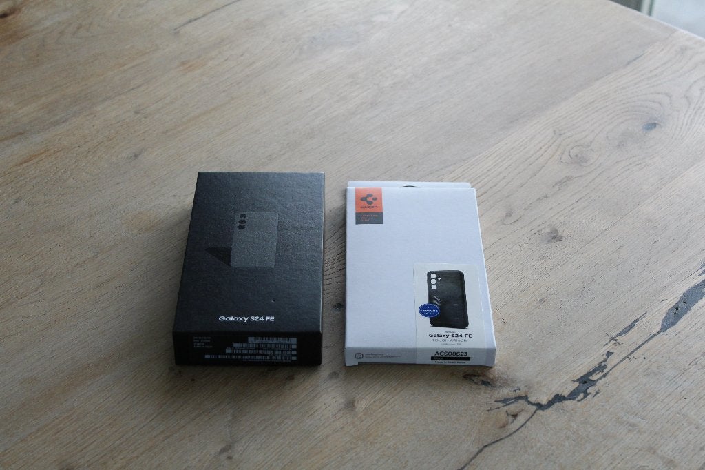 Samsung Galaxy S24 FE - 128GB - Graphite | Nieuw & Geseald, Samsung, Galaxy S24, Zwart, Touchscreen