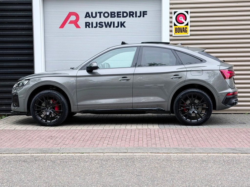 Audi Q5 Sportback 50 TFSI e S edition Competition Pano/360, Auto's, Automaat, 12 maanden, Gebruikt, 4 cilinders