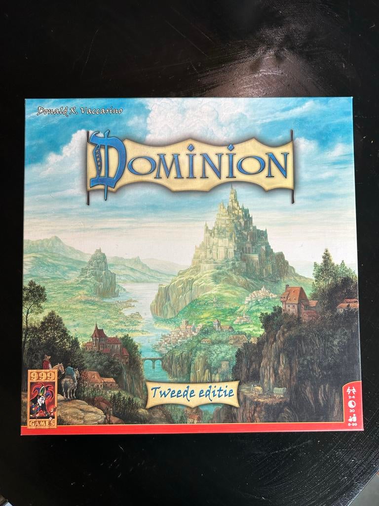 Dominion Tweede Editie - Kaartspel, Drie of vier spelers, Ophalen of Verzenden, Zo goed als nieuw