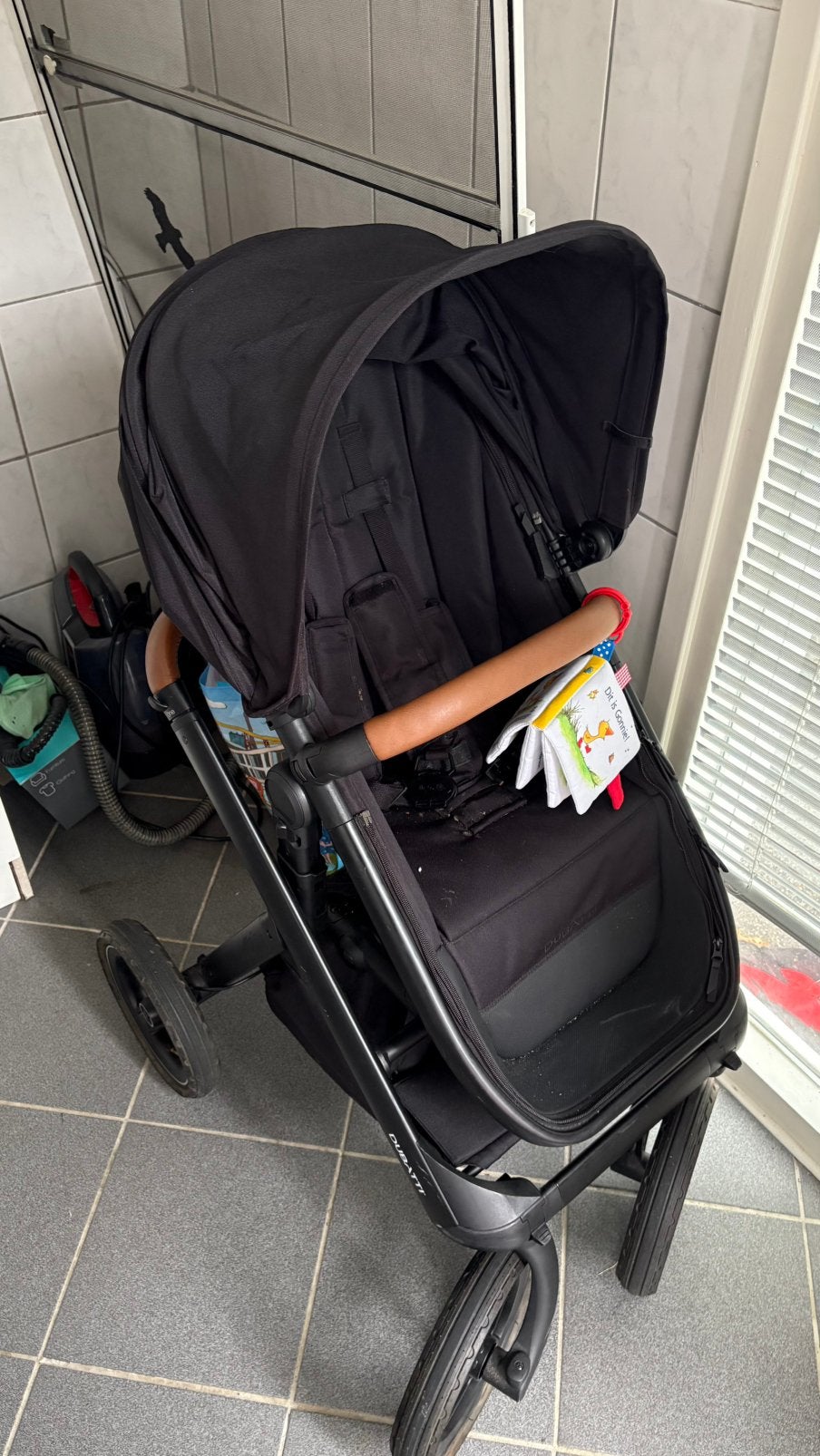 Dubatti one kinderwagen, Ophalen, Zo goed als nieuw, Overige merken, Verstelbare duwstang
