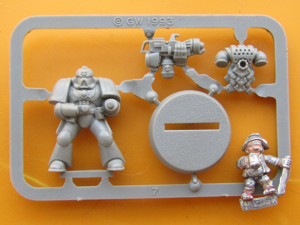 Space Marine met Flamer - 1993, Verzenden, Nieuw, Warhammer 40000, Figuurtje(s)