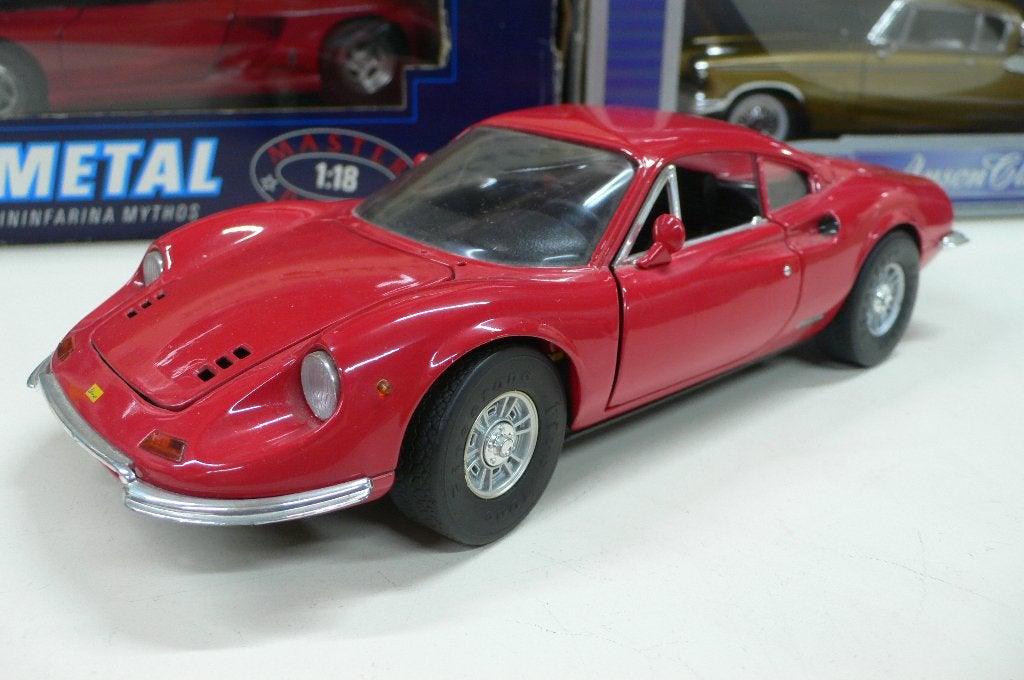 ferrari 246gt dino -anson-1/18- barstje in ruit/ mist ruiten, Hobby en Vrije tijd, Verzenden, Gebruikt, Motor, Anson