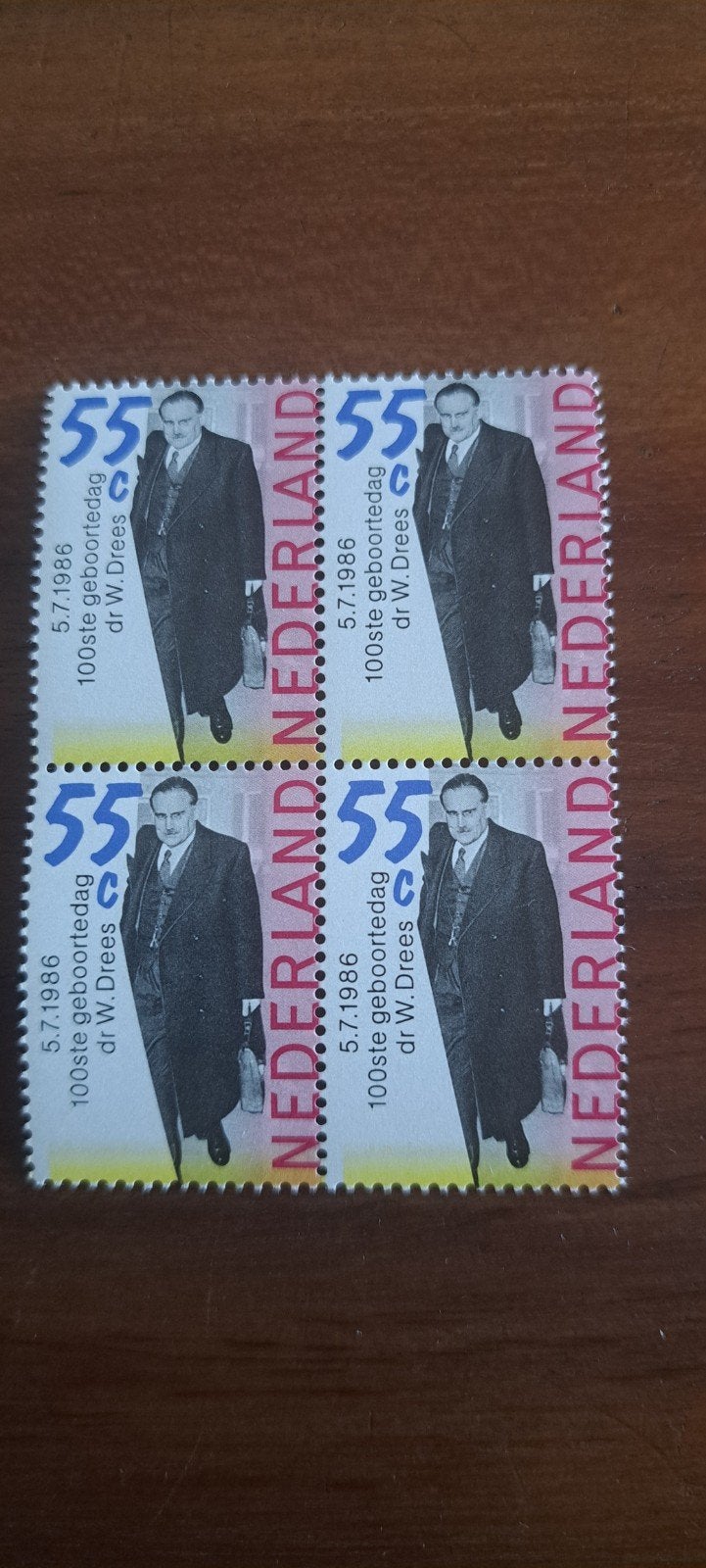 Blokje Dr W .Drees .postfris. 1986 ., Postzegels en Munten, Postzegels | Nederland, Ophalen of Verzenden