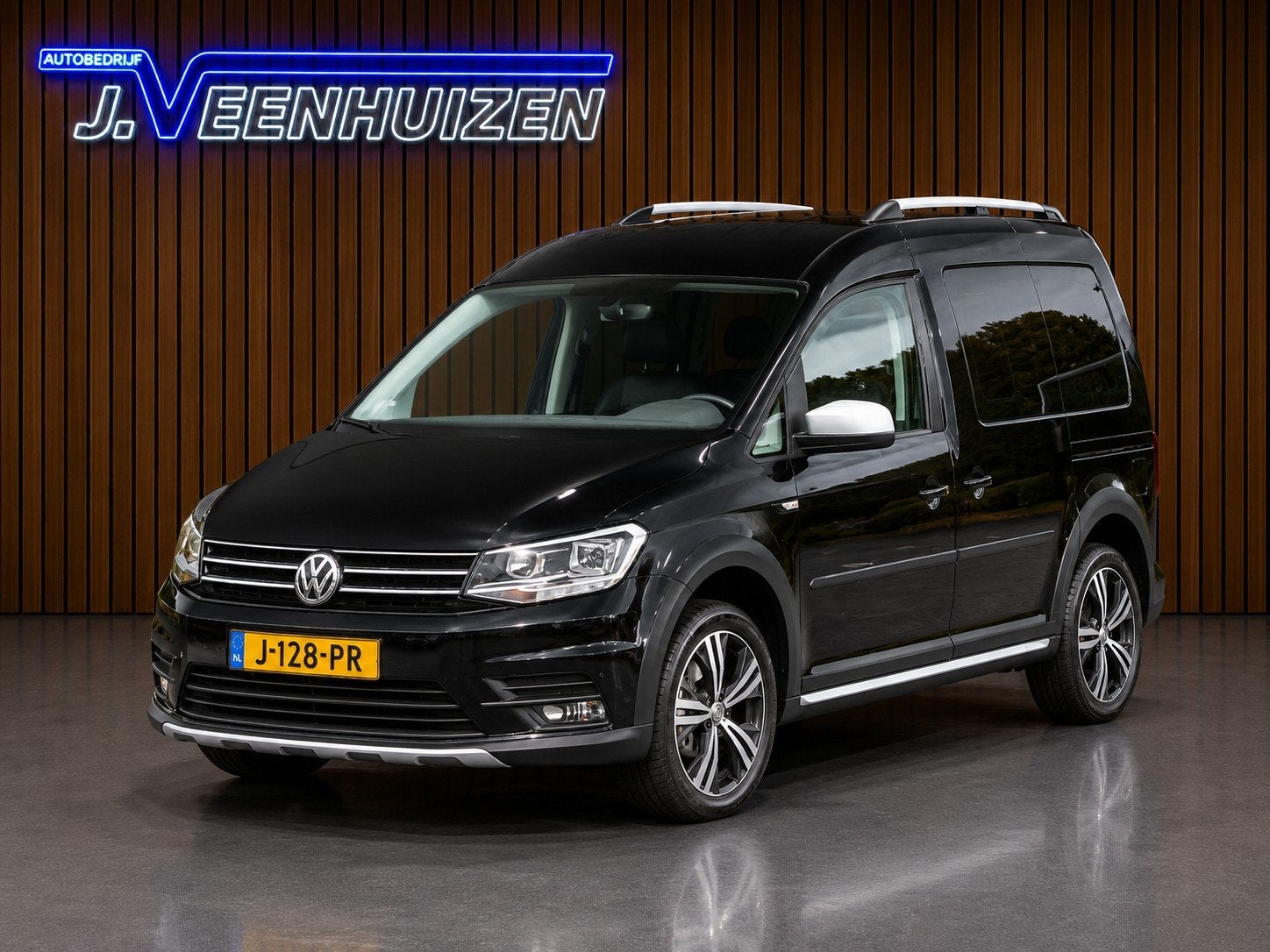 Volkswagen Caddy Alltrack 1.4 TSI | Automaat |Trekhaak, Auto's, Gebruikt, 4 cilinders, Automatische klimaatregeling, Zwart