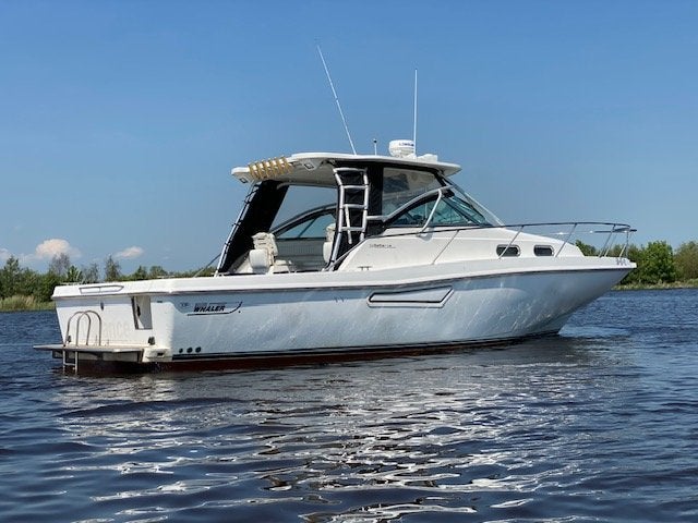 Boston Whaler 340 Defiance, Watersport en Boten, Overige merken, Gebruikt, 11 m, Binnenboordmotor