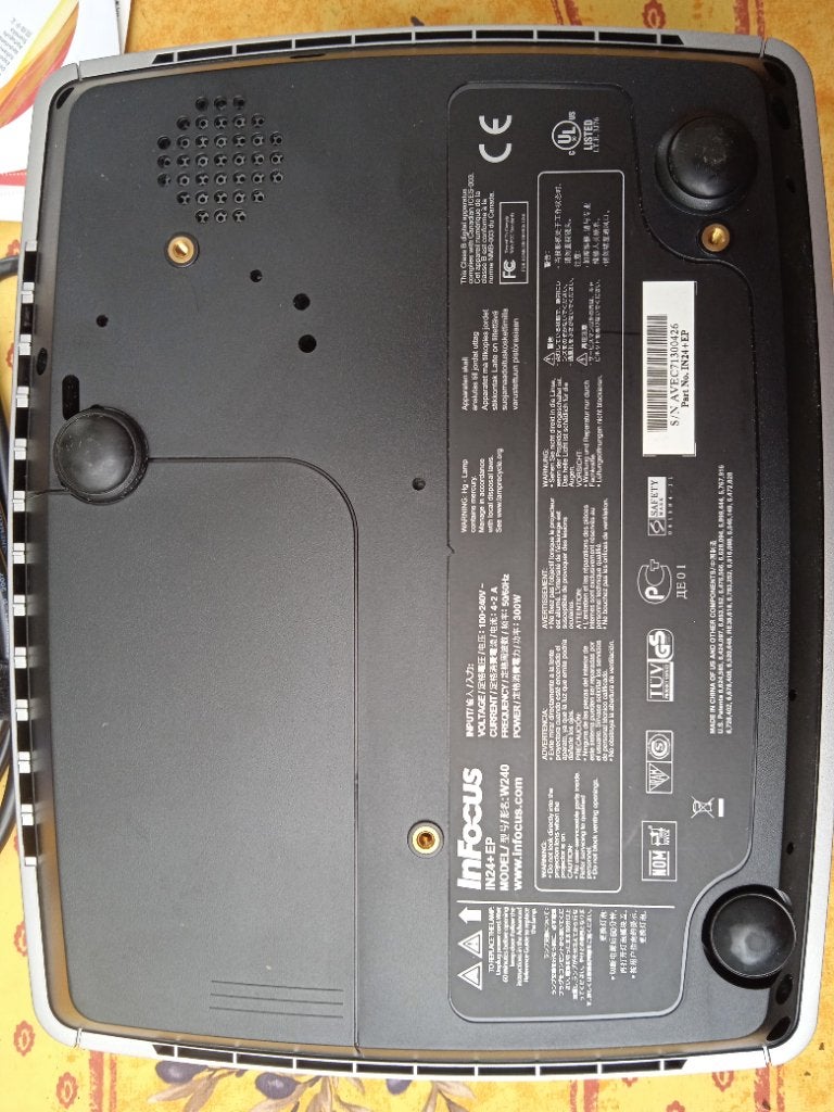 INFOCUS 24 W240 BEAMER PROJECTOR Z.G.A.N., Ophalen, Zo goed als nieuw, DLP, Overige resoluties