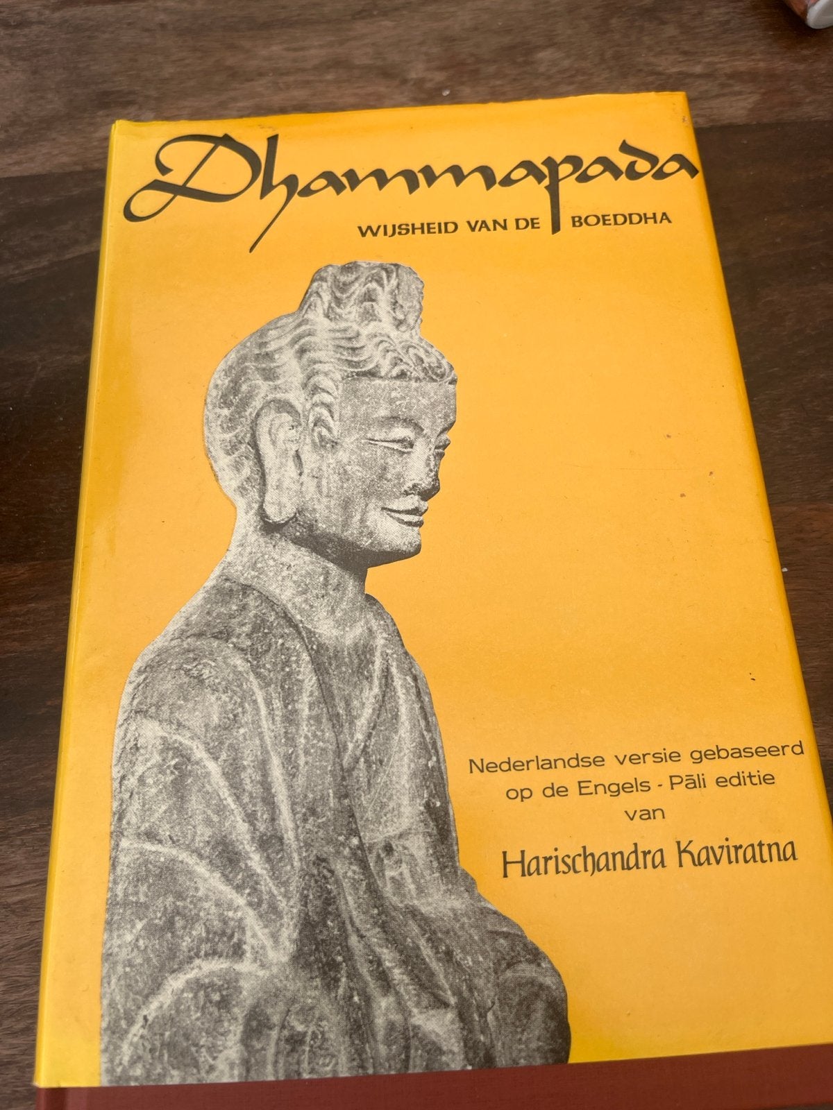 Dhammapada: Wijsheid van de Boeddha - Harischandra Kaviratna, Ophalen of Verzenden, Gelezen, Spiritualiteit algemeen, Achtergrond en Informatie