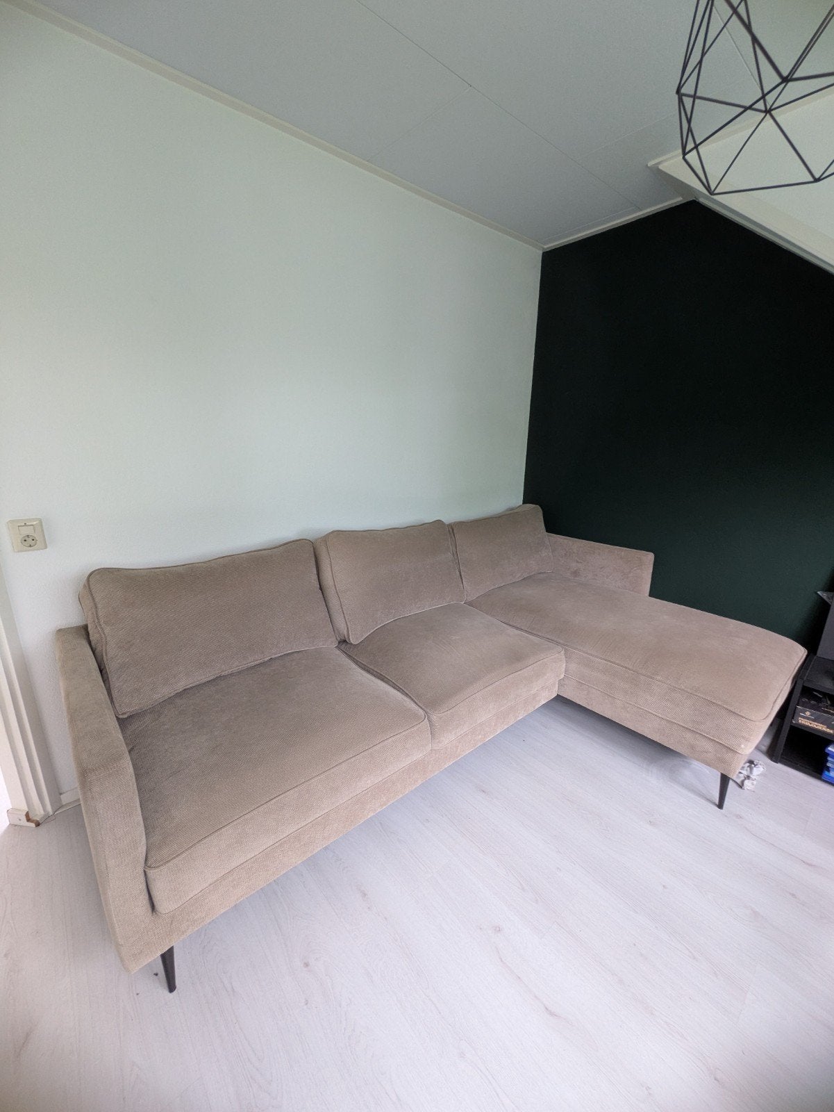 Gratis Hoekbank met ribstof, Ophalen, 250 tot 300 cm, Gebruikt, Hoekbank