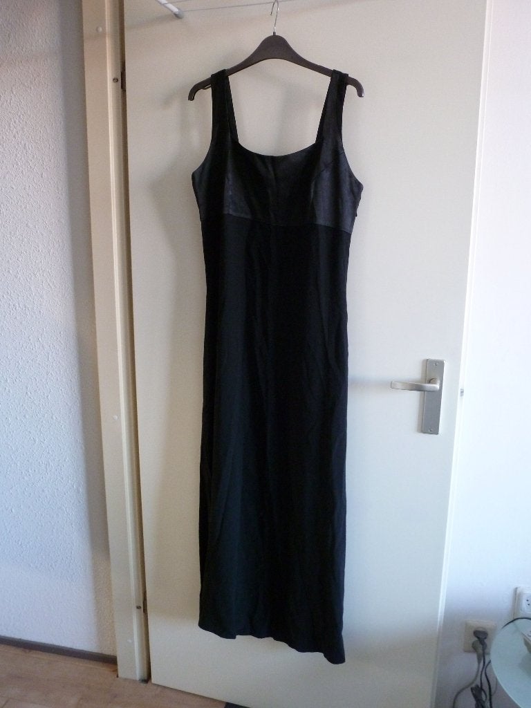 SANDWICH stijlvol maxi jurk 42 zwart -GRATIS zend, Kleding | Dames, Verzenden, Zwart, Maat 42/44 (L), Nieuw