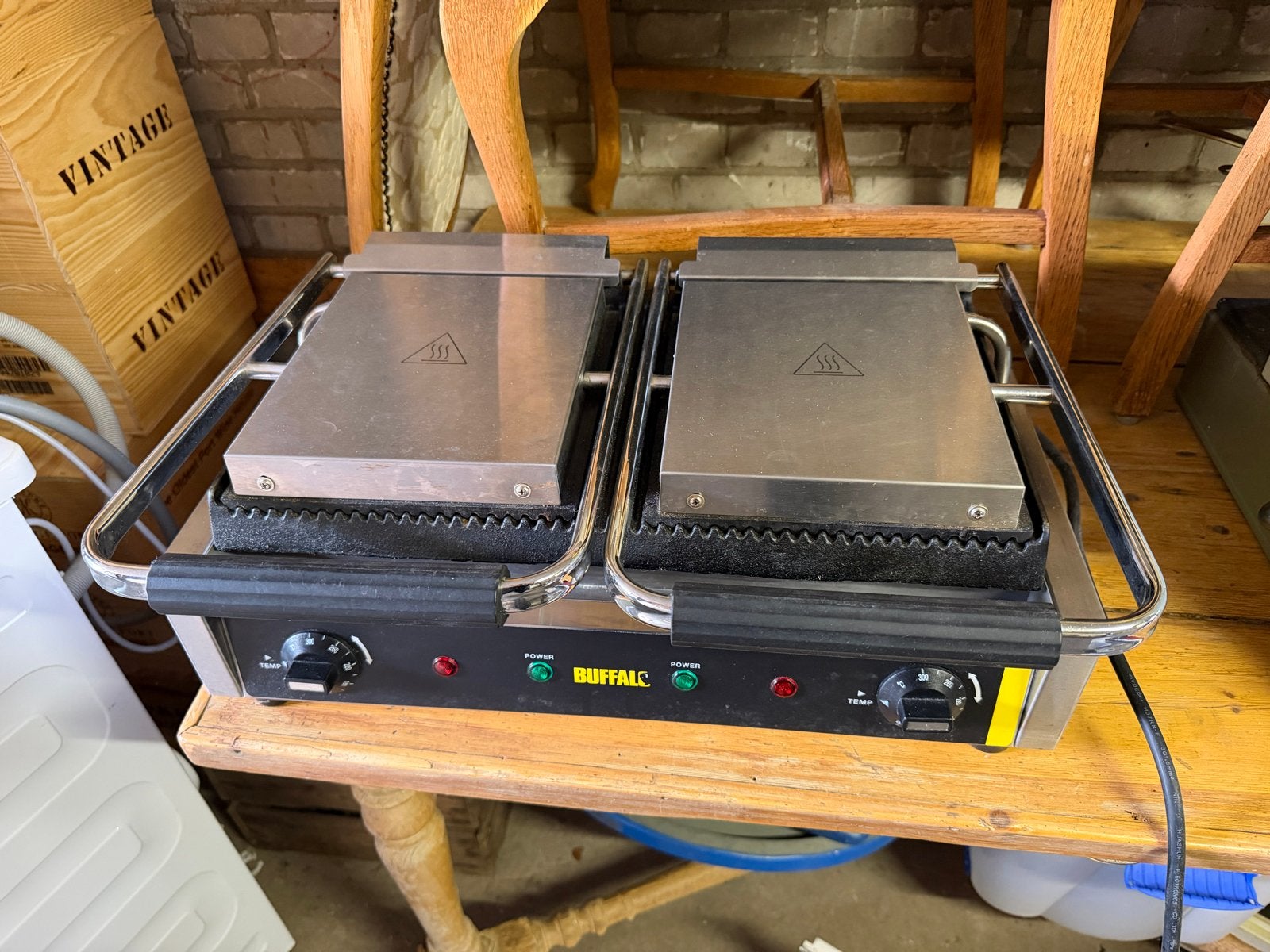 Buffalo Dubbele Contactgrill DM902-E-02 - Professioneel, Ophalen, Gebruikt