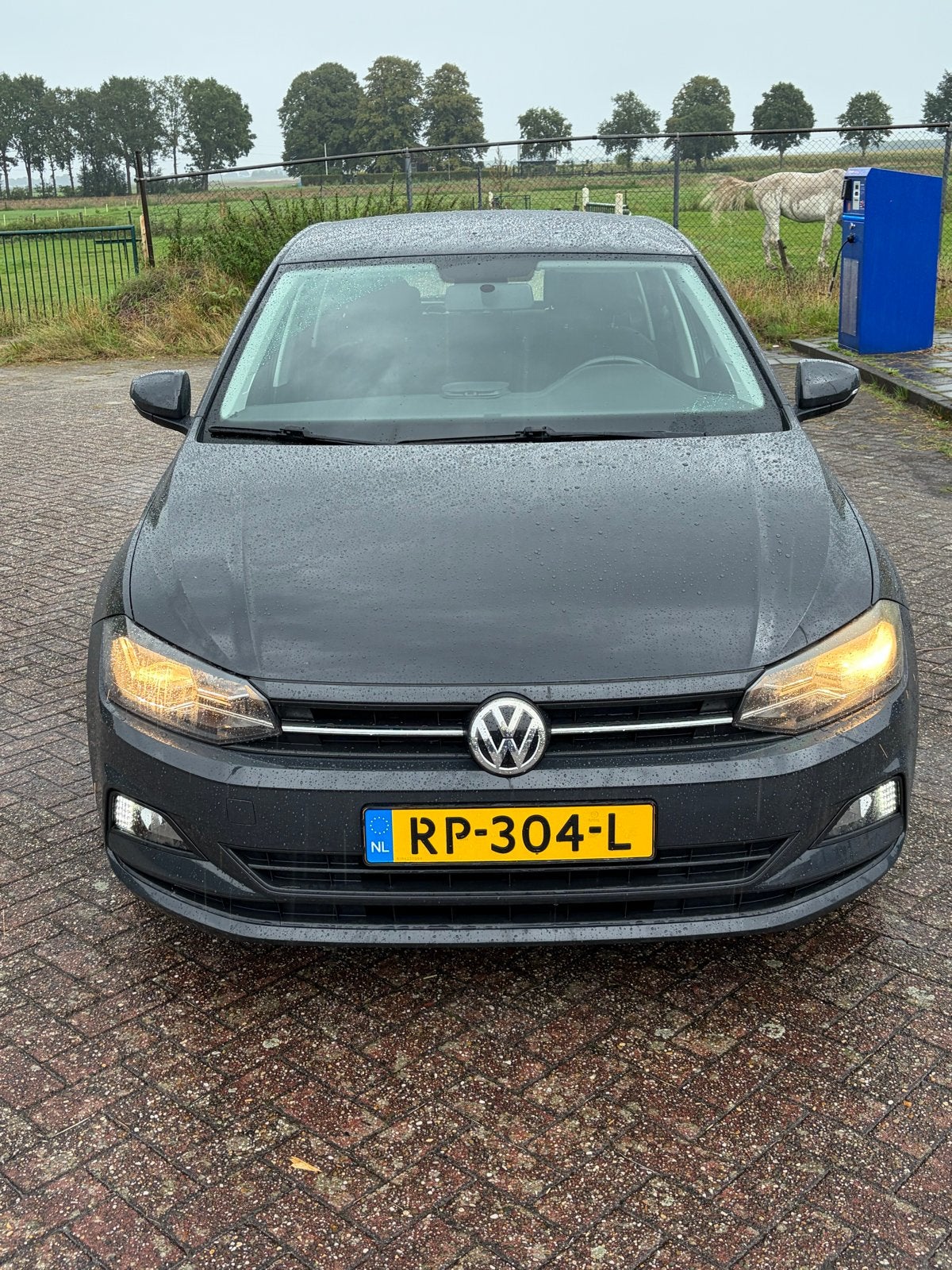 Volkswagen Polo 1.0 MPI 75PK 5D BMT 2018 Grijs, Auto's, 1005 kg, Origineel Nederlands, Handgeschakeld, Particulier